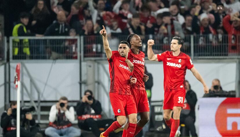 Vincenzo Grifo (M) ist nun alleiniger Freiburger Rekordtorsch&uuml;tze