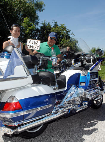 Langer Weg: Yasser Derbel ist mit der Goldwing aus Moskau angereist.