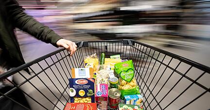 Erzeugerpreise steigen sprunghaft - die Inflation trifft Ärmere stärker. Erzeugerpreise steigen sprunghaft - die Inflation trifft Ärmere stärker.