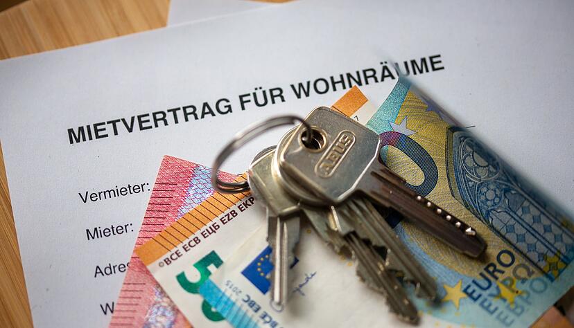 Der BGH prüft, ob ein Vermieter einen Wohnraummietvertrag kündigen darf, wenn der Mieter die Wohnung gewinnbringend untervermietet. (Symbolbild)