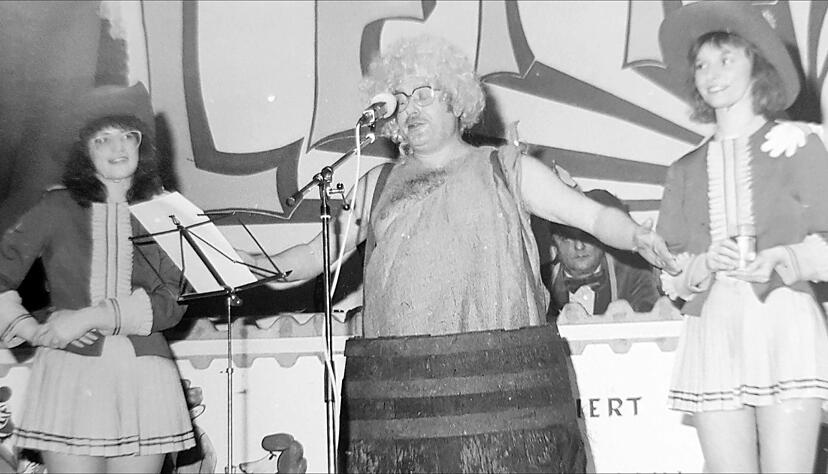 Karl Menrath sorgte viele Jahre lang als Büttenredner für gute Stimmung bei den Prunksitzungen des Vereins. Karl Menrath sorgte viele Jahre lang als Büttenredner für gute Stimmung bei den Prunksitzungen des Vereins.