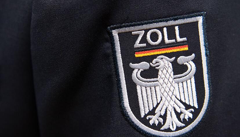 An der Razzia des regionalen Ermittlungszentrums der Finanzkontrolle Schwarzarbeit des Hauptzollamtes Frankfurt beteiligten sich rund 380 Einsatzkr&auml;fte. (Symbolbild)
