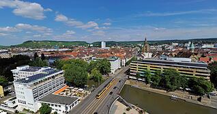 Heilbronn ist in den vergangenen Jahren stark gewachsen. Davor hat die Stadt aber nur mäßiges Wachstum verzeichnet und mitunter sogar Einwohner verloren. Heilbronn ist in den vergangenen Jahren stark gewachsen. Davor hat die Stadt aber nur mäßiges Wachstum verzeichnet und mitunter sogar Einwohner verloren.
