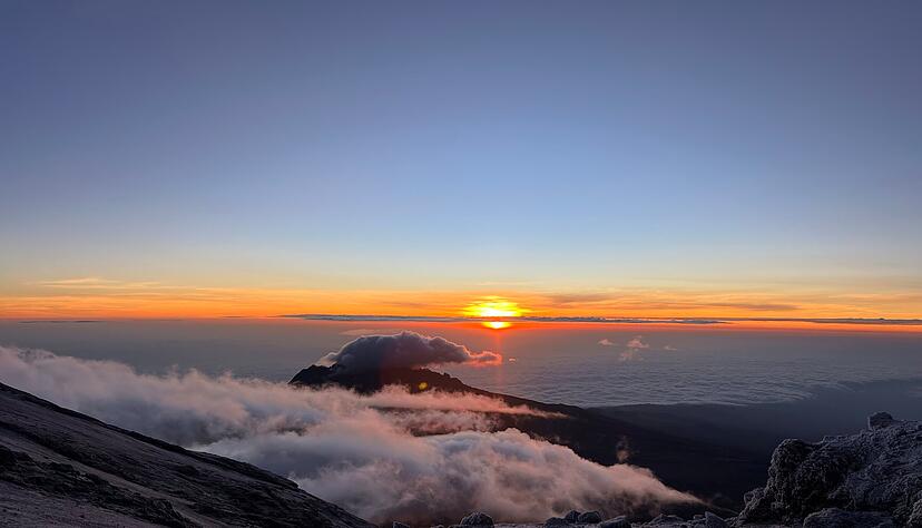Der Ausblick auf der Kilimandscharo-Tour hat f&uuml;r alle Strapazen entsch&auml;digt.