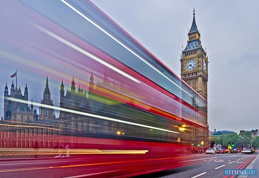 Titel: Big Ben (London, England) - Thema: Farbenrausch - Autor: Lukas Gawenda - 71. Preis in der bundesweiten Endausscheidung