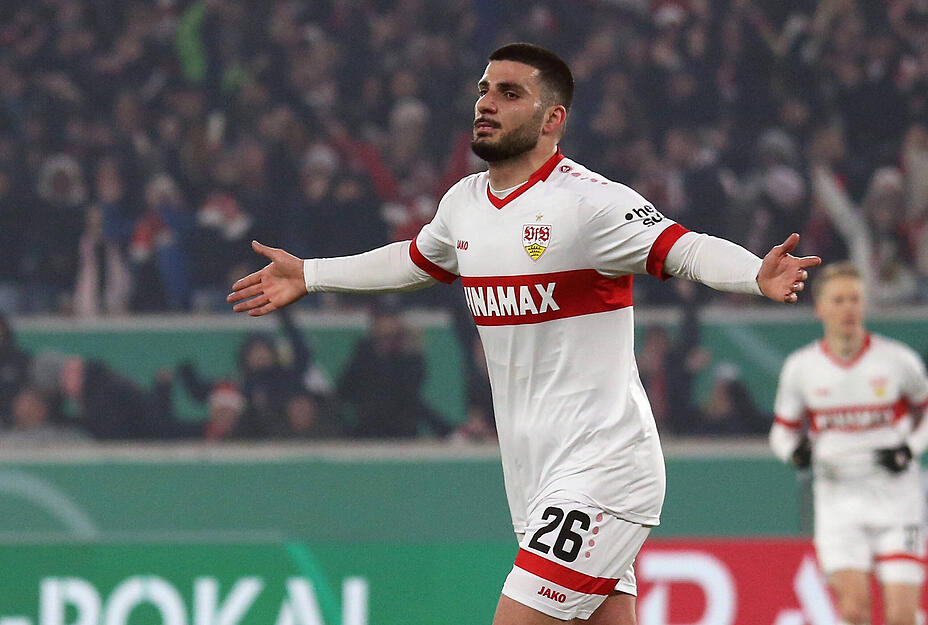 Deniz Undav: Traf zu Beginn der Partie häufiger die "falsche" Entscheidung, nicht aber beim 1:0. Erst setzte Undav nach und eroberte so den Ball, dann traf er zur Führung. Arbeitete auch sonst viel im Sturm. Note: 2,5