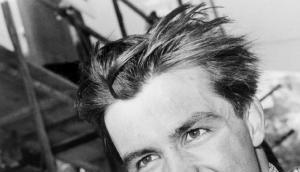 Toni Sailer zeigt es 1956 in Cortina an: Das Ski-Ass holte dreimal Gold.