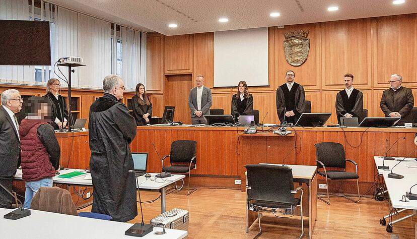 F&uuml;r die Schwurgerichtskammer des Landgerichts bestehen keine Zweifel an der Schuld des 24 Jahre alten Angeklagten.