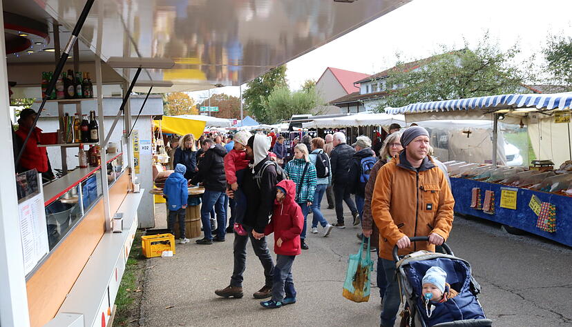 Hohenlohes größtes Volksfest in Rot am See ist am 12. Oktober gestartet.