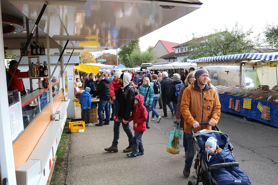 Hohenlohes größtes Volksfest in Rot am See ist am 12. Oktober gestartet.