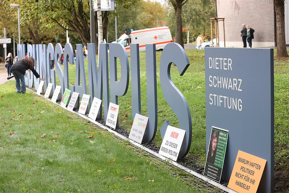 Demonstration anlässlich des Wahlcheck-Auftritts von Ricarda Lang in Heilbronn