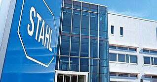 Der neue Vorstandschef Claus Bischoff hat den noch etwa 900 Mitarbeitern am Standort in Waldenburg am Donnerstag sein Zukunftsprogramm vorgestellt.