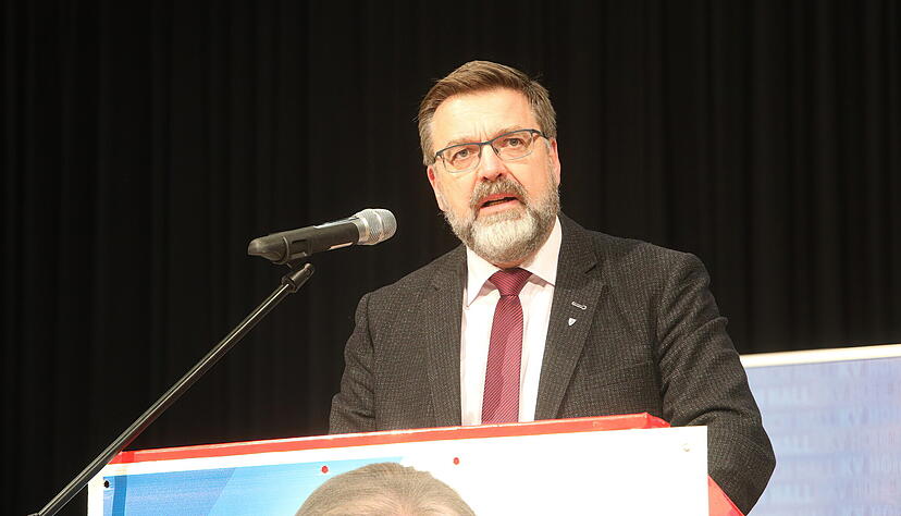 AfD-Bundestagsabgeordneter Volker Münz glaubt, Grüne und Linke wollten das Land kapern.