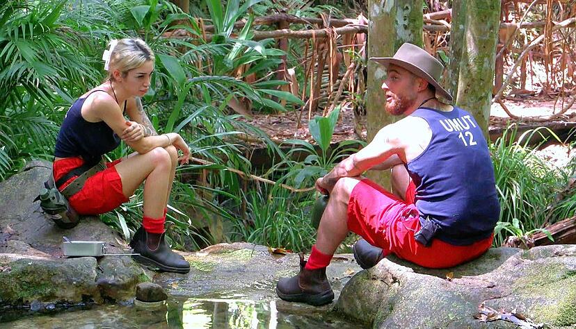 Ariel und Umut werfen sich zwar gegenseitig L&uuml;gen vor, verstehen sich aber trotzdem.