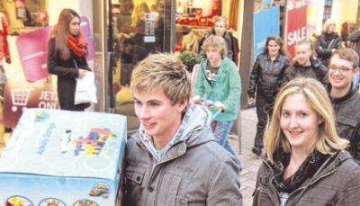 Zufriedene Gesichter: So wie diese beiden freuten sich am Samstag viele.