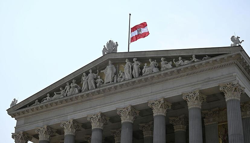 &Ouml;sterreich verh&auml;ngt dreit&auml;gige Staatstrauer.