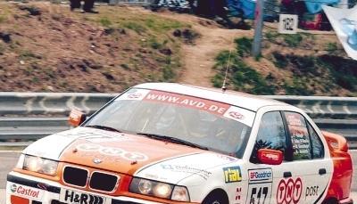 Freuten sich über ein rundum gelungenes Rennen: Im TNT-BMW M3 setzte sich das Team Andreas Herwerth/Timo Schupp aus Bretzfeld auf dem Nürburgring in der Klasse überlegen durch und erreichte im Gesamtklassement Platz 33.Foto: Wilfried Ruoff