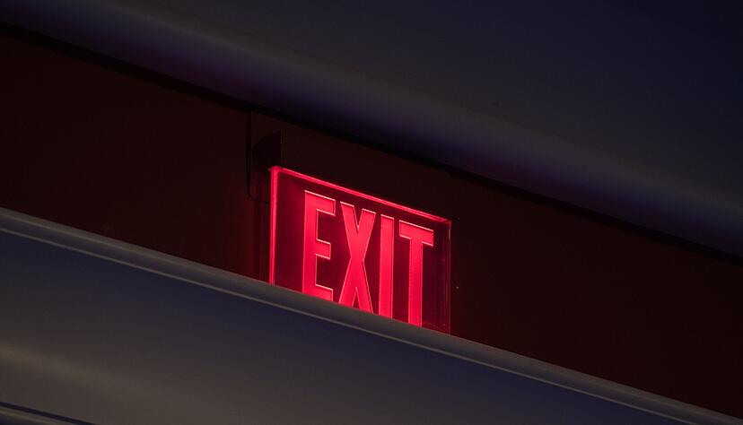 Exit-Strategie gefragt? Keine Sorge, meistens kommen Sie aus dem Vertrag vor Arbeitsantritt raus.