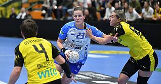 Mit Durchschlagskraft und Distanztoren war Munia Smits f&uuml;r die Sport-Union bem&uuml;ht, doch vier Toren standen auch sieben Fehlw&uuml;rfe gegen&uuml;ber.