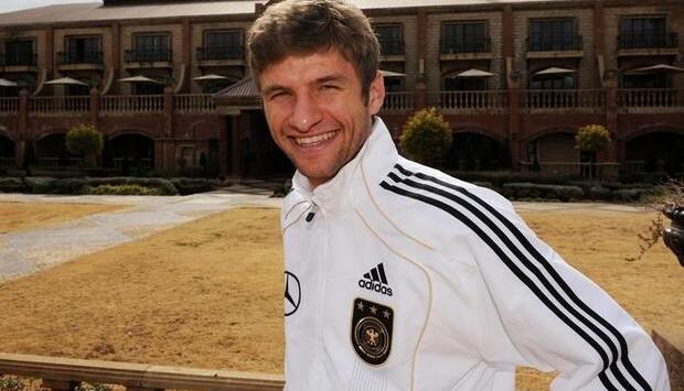 Shootingstar Thomas M&uuml;ller freut sich &uuml;ber seinen gesteigerten Marktwert.