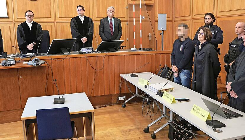 Im April 2024 wurde der sogenannte Wollhaus-Raser unter anderem wegen Mordes verurteilt. Laut Regierungspr&auml;sidium Stuttgart soll er ausgewiesen werden.