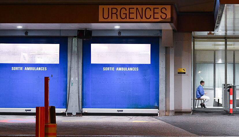 Per Hubschrauber wurden mehrere Verletzte in das Universitätsklinikum nach Lausanne (Schweiz) geflogen. Per Hubschrauber wurden mehrere Verletzte in das Universitätsklinikum nach Lausanne (Schweiz) geflogen.