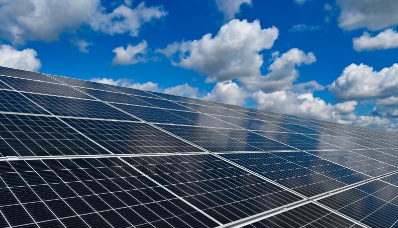 Eine Schlüsselrolle gerade für energieintensive Unternehmen spielt der Ausbau des Stroms aus erneuerbaren Energien.