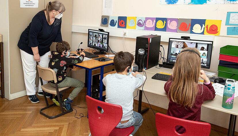 Sonnenbergschule in Schwaigern: Über viele Wochen waren Mädchen und Jungen wie überall in der Region nur dann in der Schule, wenn ihre Eltern die Notbetreuung benötigt haben. Foto: Archiv/Veigel Sonnenbergschule in Schwaigern: Über viele Wochen waren Mädchen und Jungen wie überall in der Region nur dann in der Schule, wenn ihre Eltern die Notbetreuung benötigt haben. Foto: Archiv/Veigel