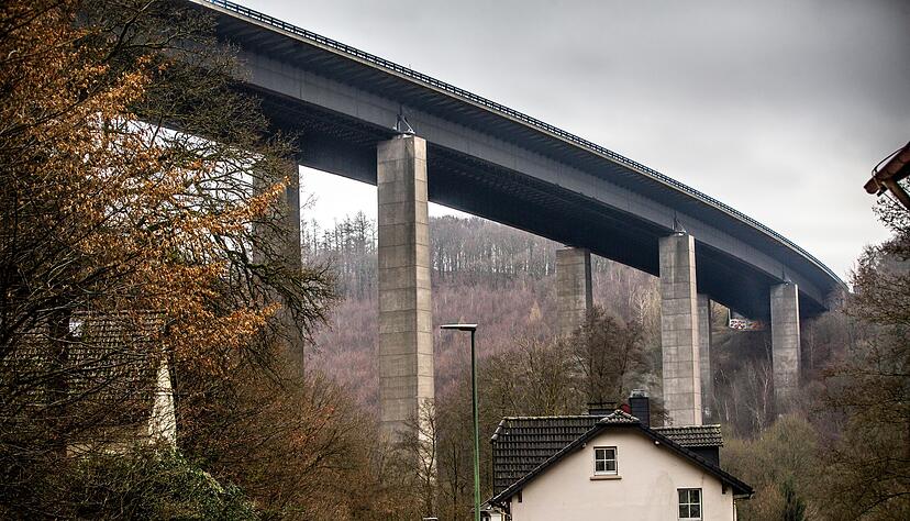 Die Talbrücke Rahmede war nicht mehr zu retten.