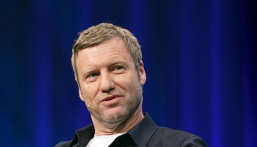 Chefverhandler beim DFB: Generalsekretär Holger Blask. Chefverhandler beim DFB: Generalsekretär Holger Blask.