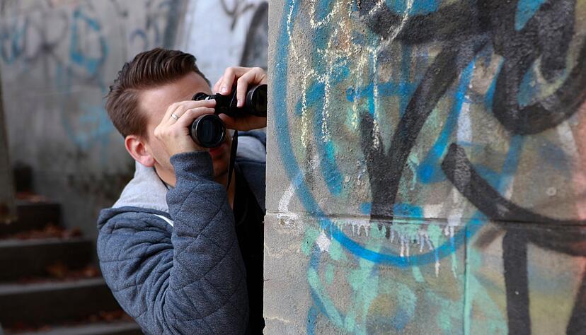 Es gibt klare Grenzen: Der private Raum der Partnerin oder des Partners sollte respektiert werden.