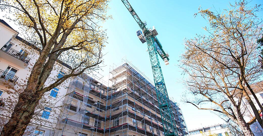 Metropolen wie hier Hamburg stehen auf der Gewinnerseite: Die Preise f&uuml;r Immobilien werden weiterhin modert steigen, w&auml;hrend Wohnimmobilien in manchen Regionen kr&auml;ftig an Wert verlieren werden.
