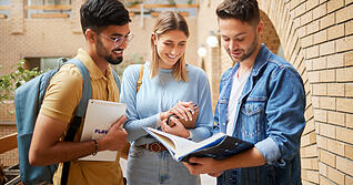 Ein Stipendium zu bekommen, ist laut eines Experten leichter, als viele denken.