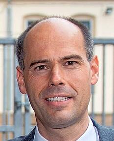 30 Prozent der Inhaftierten sind suchtabhängig, sagt Leiter Andreas Vesenmaier. 30 Prozent der Inhaftierten sind suchtabhängig, sagt Leiter Andreas Vesenmaier.