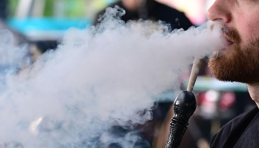 Der Shisha-Branche droht nach Einschätzung eines Branchenverbandes in diesem Jahr eine Pleitewelle. Der Shisha-Branche droht nach Einschätzung eines Branchenverbandes in diesem Jahr eine Pleitewelle.