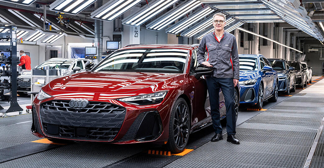 Nicht nur f&uuml;rs Foto: Fred Schulze war t&auml;glich in "seinem" Werk in der Produktion unterwegs und machte sich ein Bild vom laufenden Betrieb.