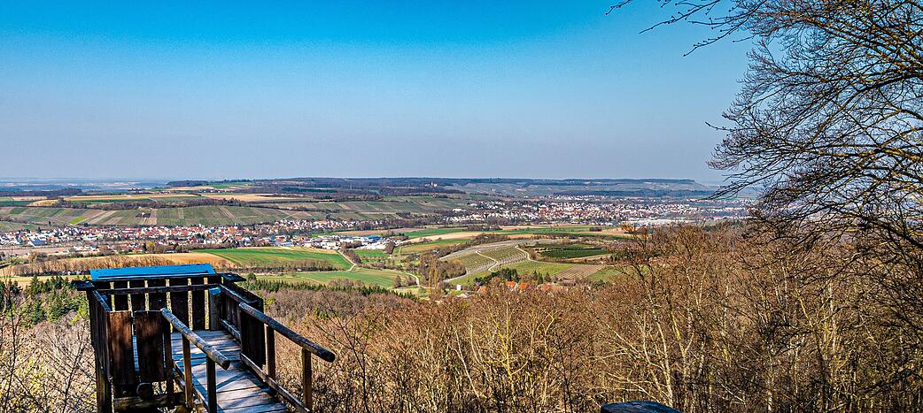 Den Blick schweifen lassen: Schöne Aussichtspunkte im Zabergäu Den Blick schweifen lassen: Schöne Aussichtspunkte im Zabergäu