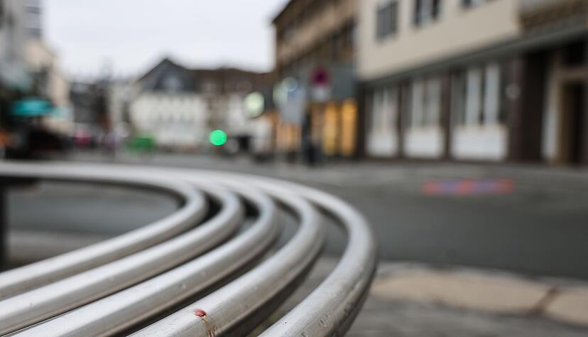 Nach der Tat waren Teile der Innenstadt von Meschede am Freitagmorgen gesperrt.