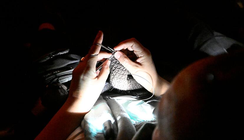 Bei besonders dunkler Wolle oder hoch komplizierten Mustern k&ouml;nnte es im Strickkino schwierig werden.