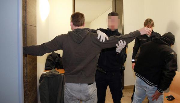 Black-Jackets-Prozess | 12.02.