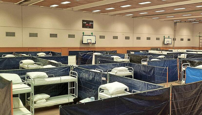 In der Eberhard-Gienger-Halle in Künzelsau sind noch keine Ukraine-Flüchtlinge untergebracht. Der Kreis rechnet mit einer starken Zunahme der Zuweisungen.
Foto: privat In der Eberhard-Gienger-Halle in Künzelsau sind noch keine Ukraine-Flüchtlinge untergebracht. Der Kreis rechnet mit einer starken Zunahme der Zuweisungen.
Foto: privat