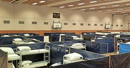 In der Eberhard-Gienger-Halle in Künzelsau sind noch keine Ukraine-Flüchtlinge untergebracht. Der Kreis rechnet mit einer starken Zunahme der Zuweisungen.
Foto: privat In der Eberhard-Gienger-Halle in Künzelsau sind noch keine Ukraine-Flüchtlinge untergebracht. Der Kreis rechnet mit einer starken Zunahme der Zuweisungen.
Foto: privat