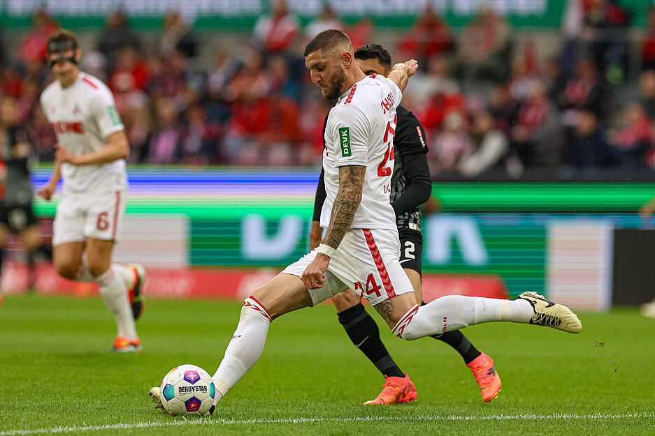 Nach einem Wechsel von Sampdoria zu Spezia Calcio, einer Leihe zurück nach Genua und einer weiteren Leihe nach Köln unterschrieb Jeff Chabot 2023 fest beim Bundesligisten 1.FC Köln.