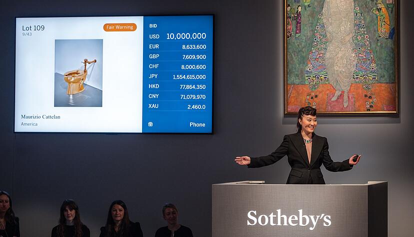 Die Versteigerung des Klos hatte schon im Vorfeld für viel Aufsehen gesorgt.