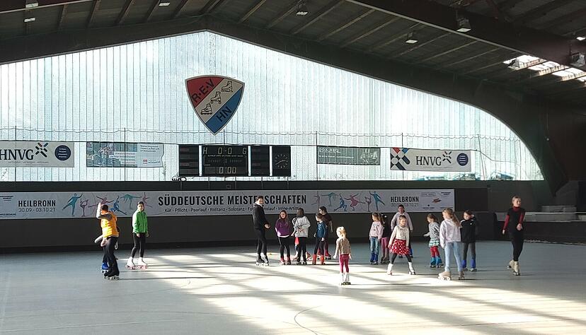 Das Karl-Heinz-Losch-Rollsportstadion an der Mannheimer Straße wird abgerissen.