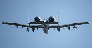 Das US-Milit&auml;r will das betagte aber bew&auml;hrte Flugzeug vom Typ A-10 weiterhin nutzen. (Archivbild)