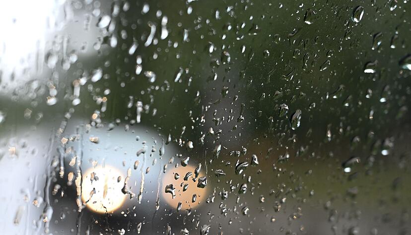 In Baden-Württemberg werden Regen und Gewitter erwartet. (Symbolbild) In Baden-Württemberg werden Regen und Gewitter erwartet. (Symbolbild)