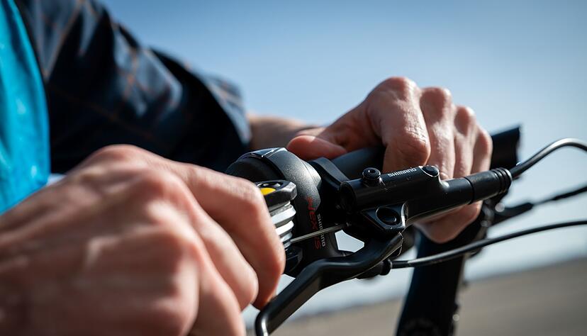 Bremsen im Fokus: Vor der ersten Fahrt sollte man pr&uuml;fen, ob die Bremsen einwandfrei funktionieren.