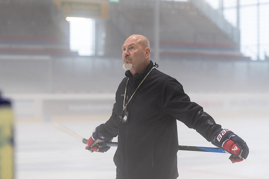 &Ouml;ffentliches Training der Heilbronner Falken.