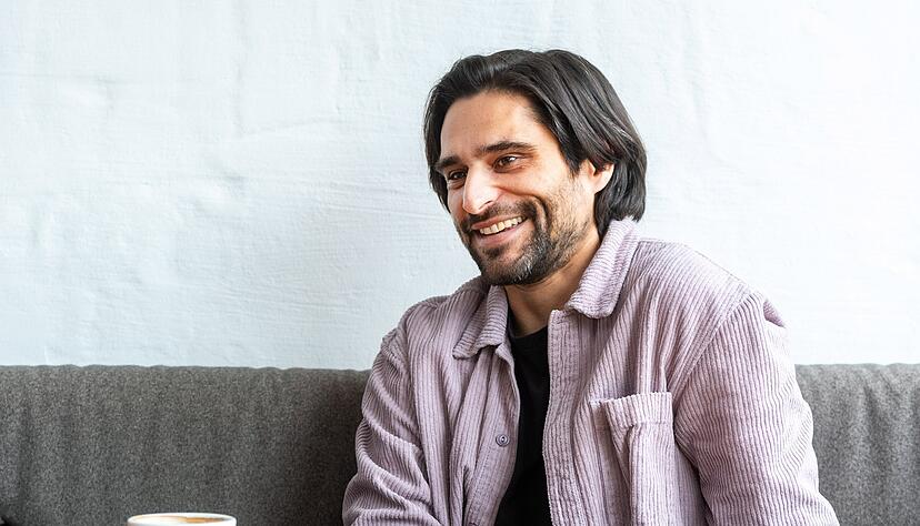 "Ich habe mich ein St&uuml;ck weit davon emanzipiert, vom Publikum gemocht werden zu wollen":  Nektarios Vlachopoulos.